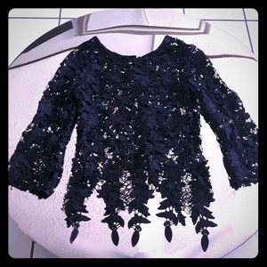 Elegant Lace Blouse 🖤